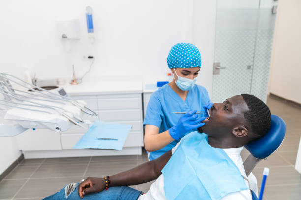 Best Emergency Root Canal Treatment in Shorewood Forest, IN
