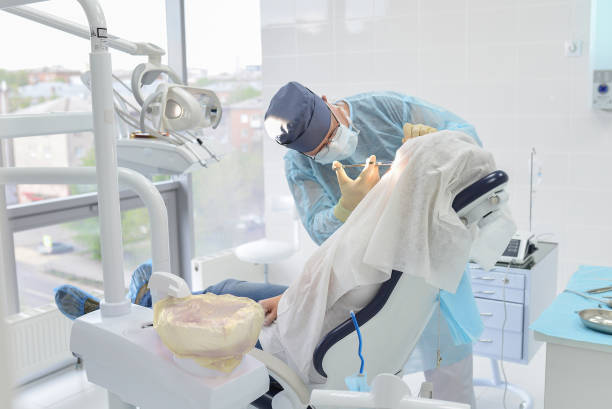 Best Urgent Dental Care in Shorewood Forest, IN